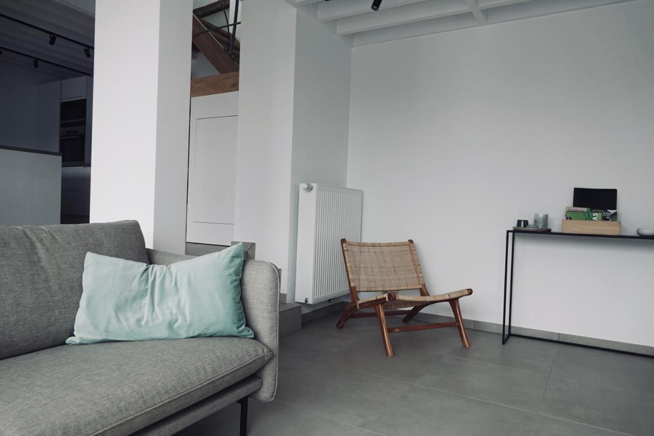Le Grenier - Residence Le Cercle Marche-en-Famenne Bagian luar foto